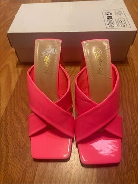 Bold Pink Crisscross Slide Heels - Unbranded